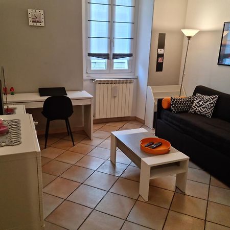 Mattia House Apartment ตรีเอสเต ภายนอก รูปภาพ